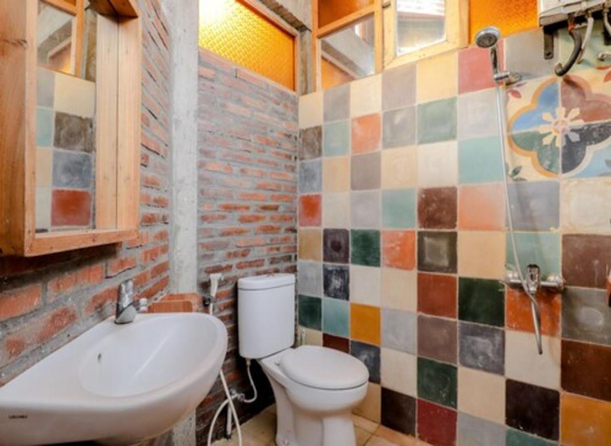 Lorong Homestay Bantul Exterior photo