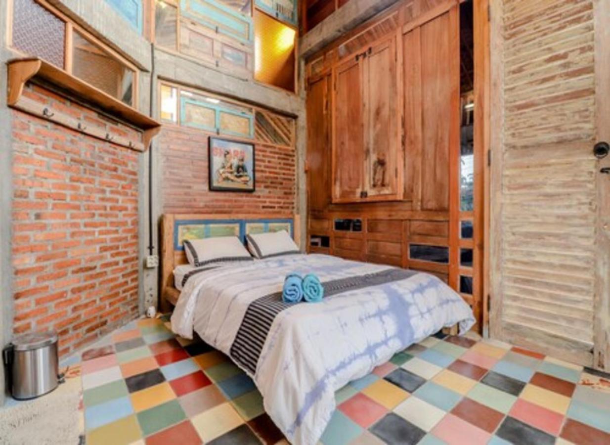 Lorong Homestay Bantul Exterior photo